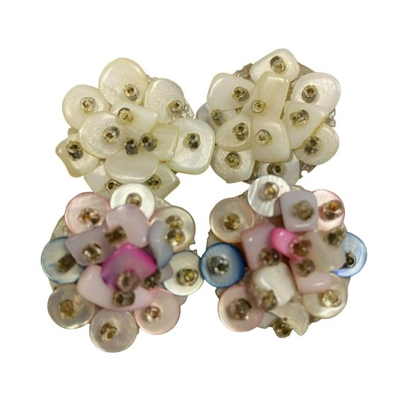 2 Pair Vintage Signed Japan White and Pastel Pink and Blue Clip on Earrings - Picture 7 of 7